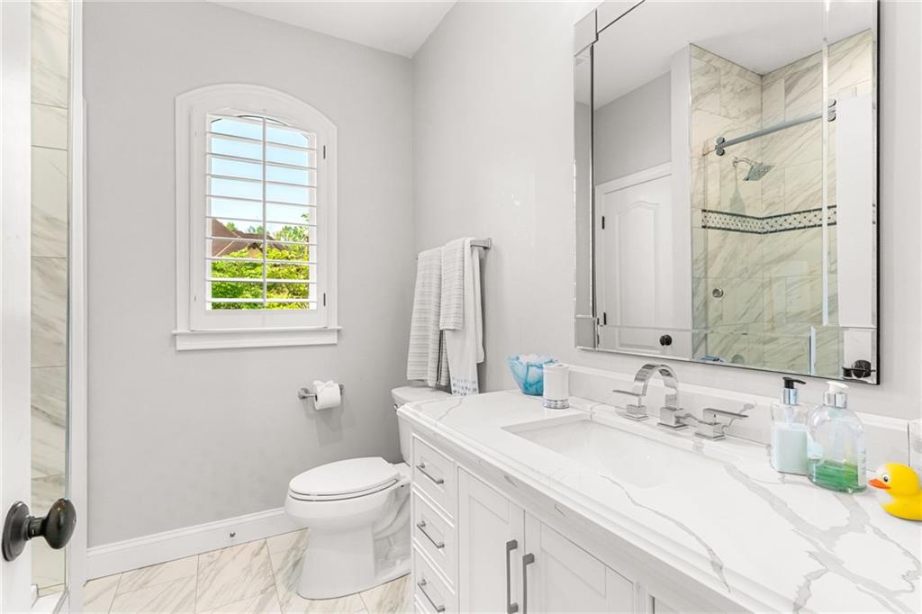 3215 Oxleas Court