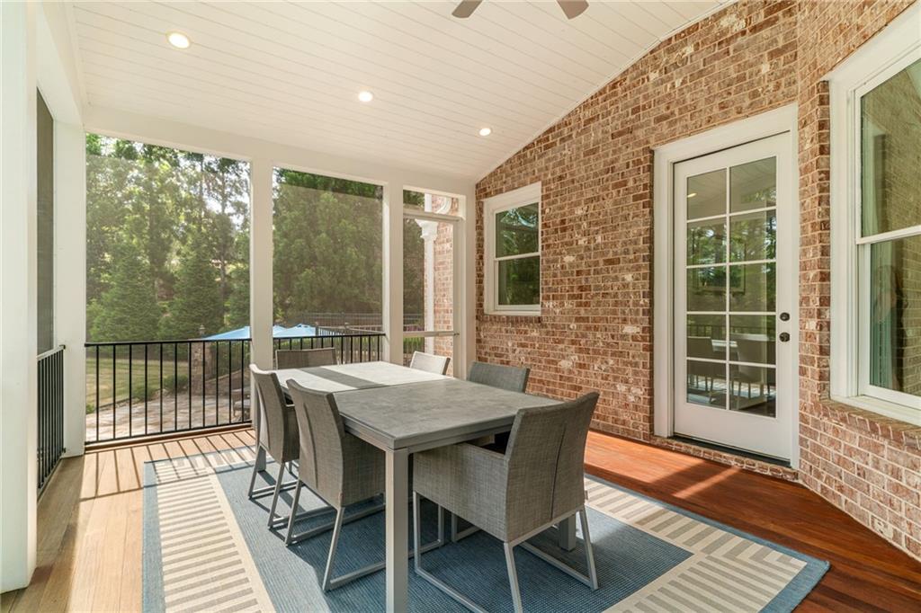 3215 Oxleas Court