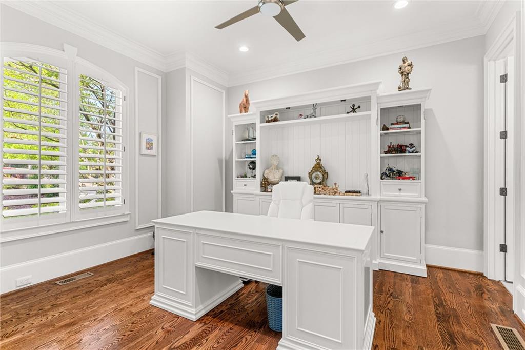 3215 Oxleas Court