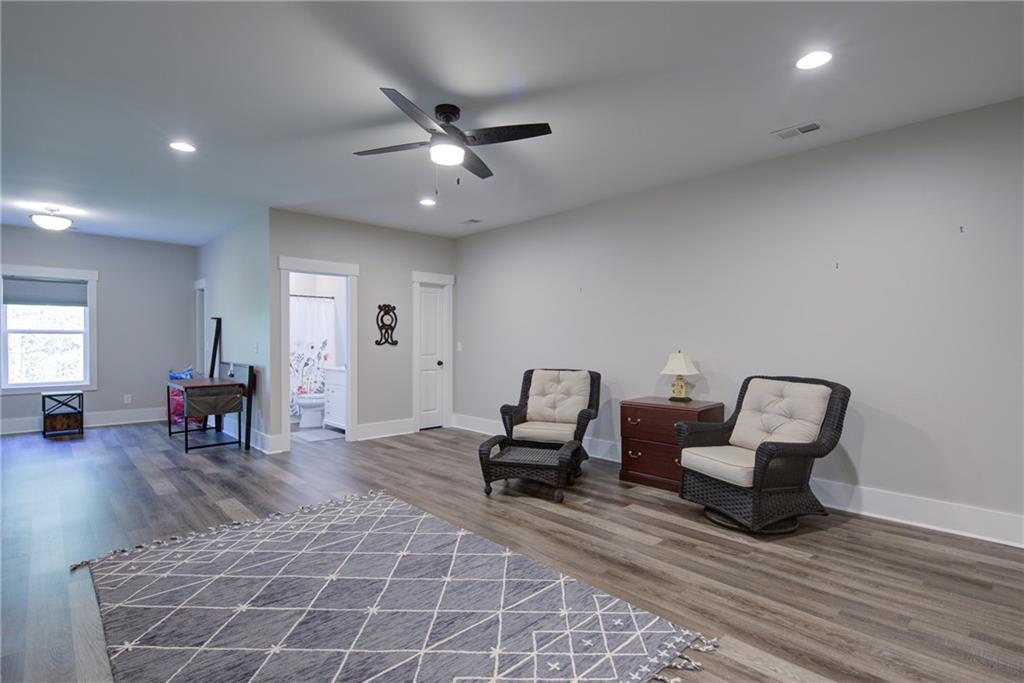 130 WAVERLY Drive
