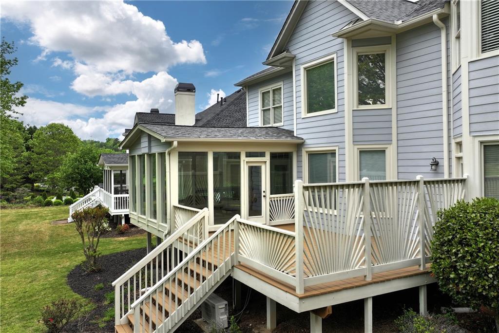 5309 Davenport Manor