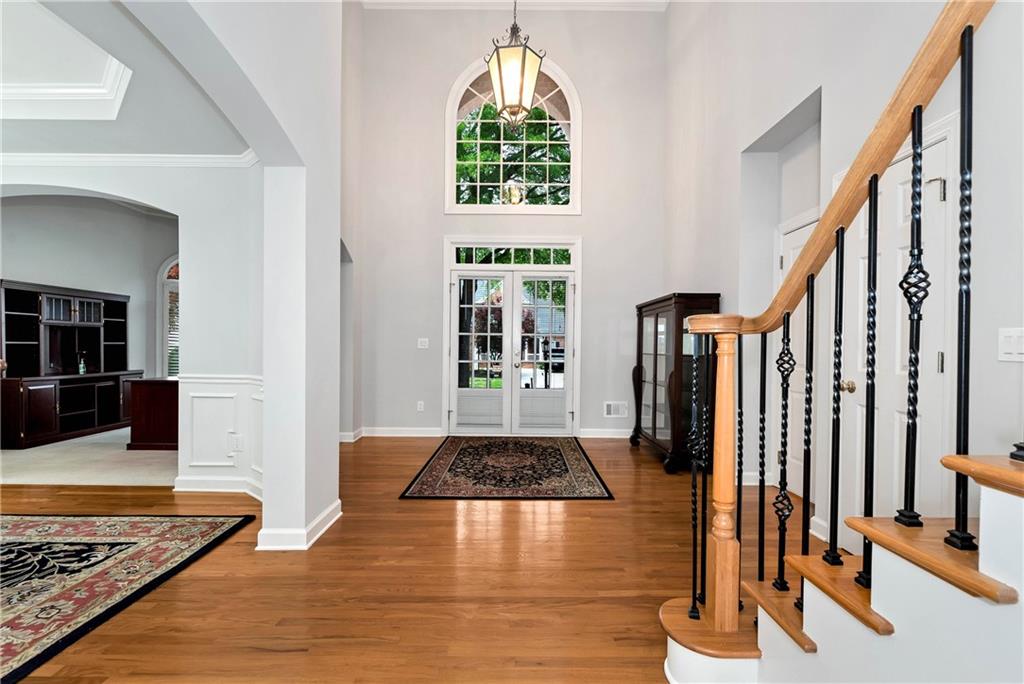 5309 Davenport Manor