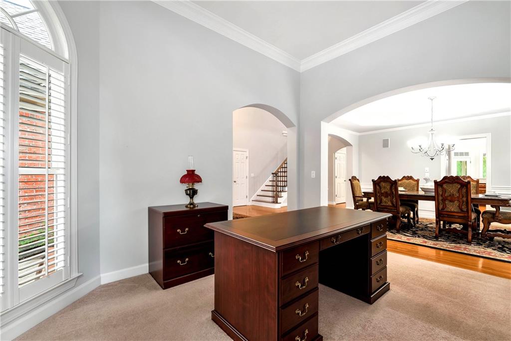 5309 Davenport Manor