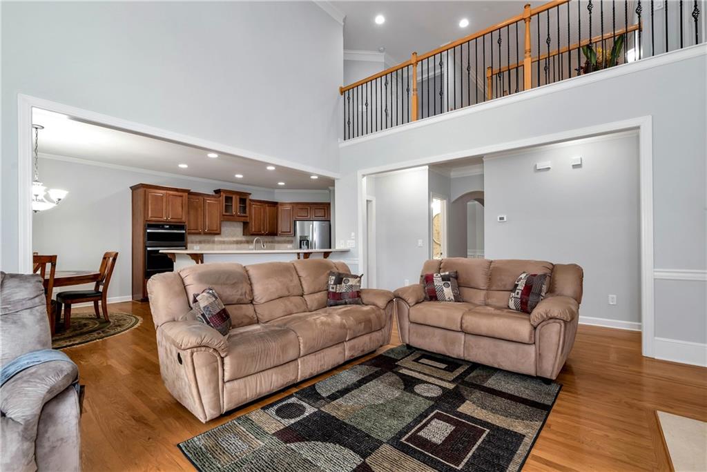 5309 Davenport Manor