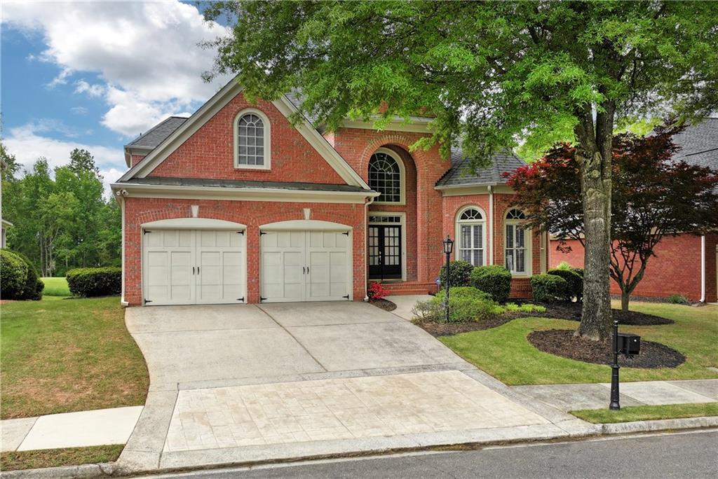 5309 Davenport Manor