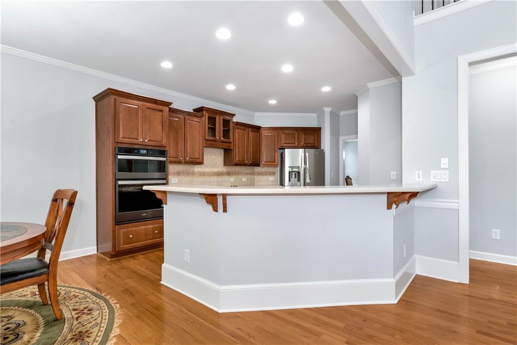 5309 Davenport Manor