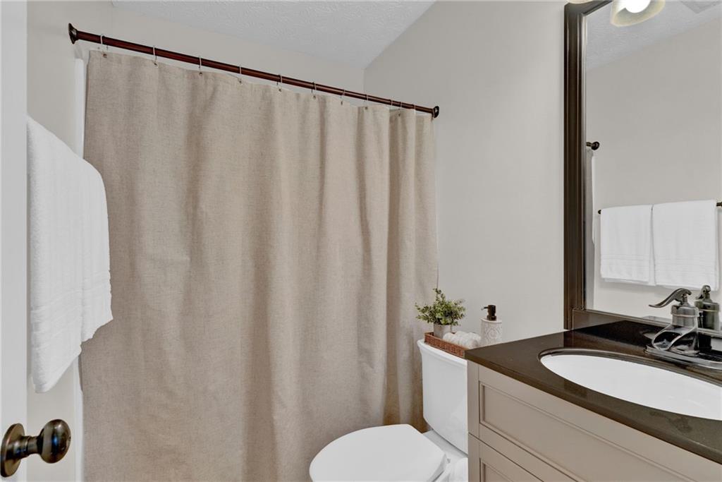 3822 Avensong Village Circle