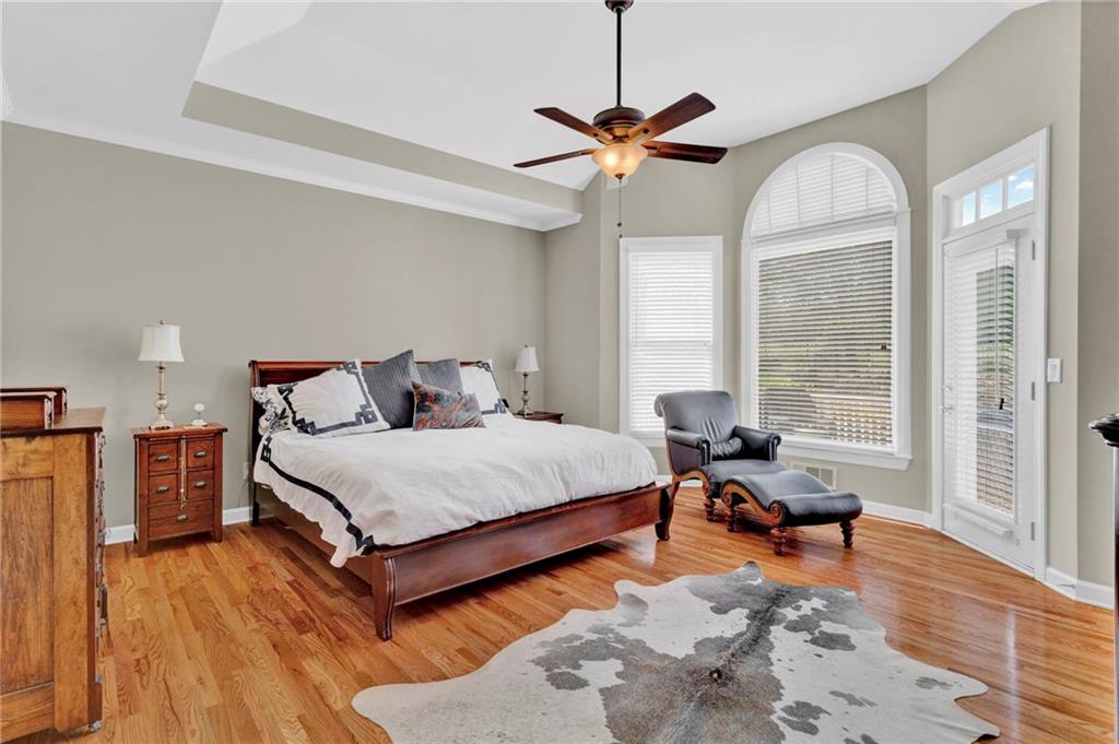 5335 Davenport Manor