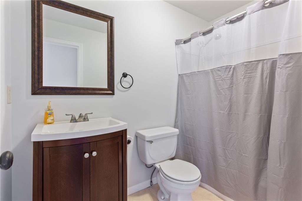 105 Glen Cedar Lane