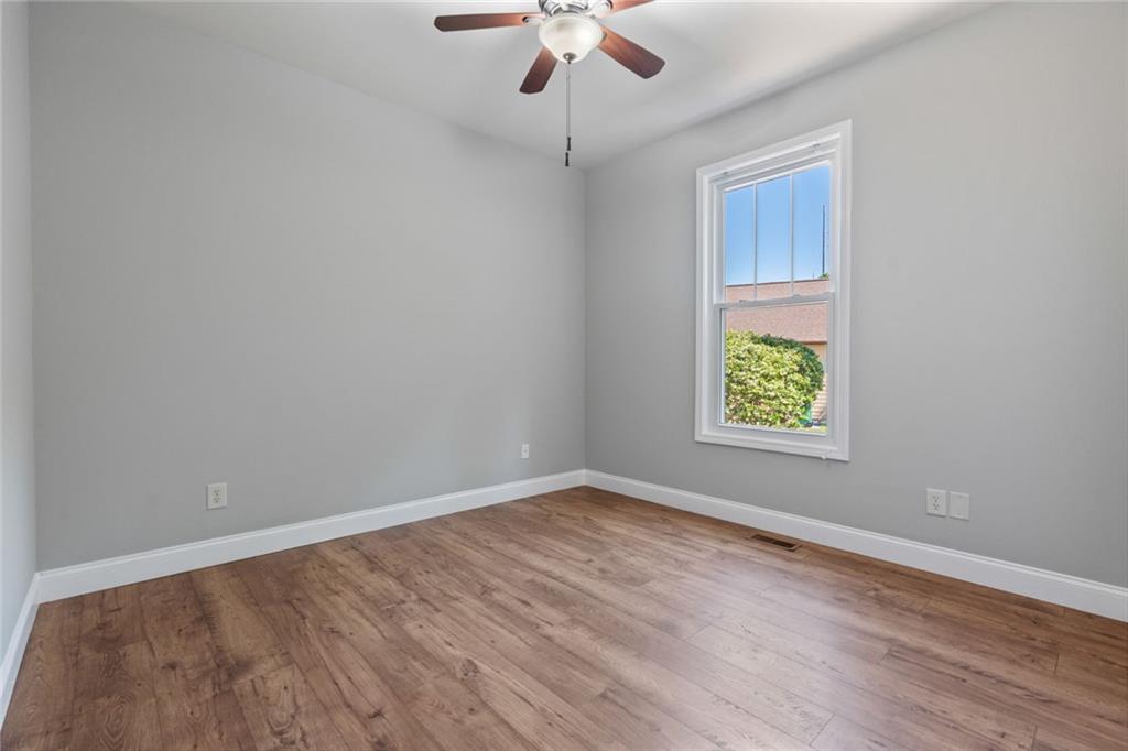 105 Glen Cedar Lane
