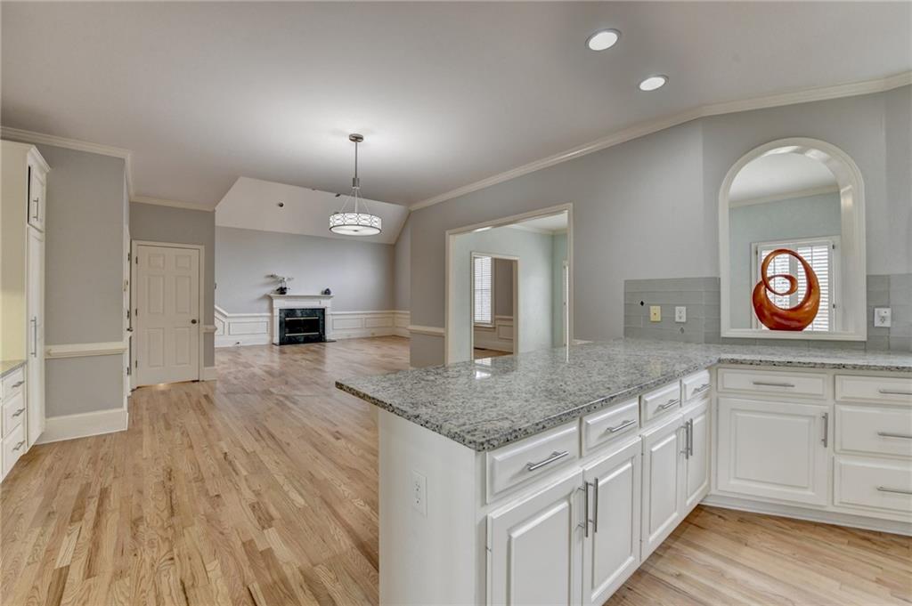 340 Kincardine Way