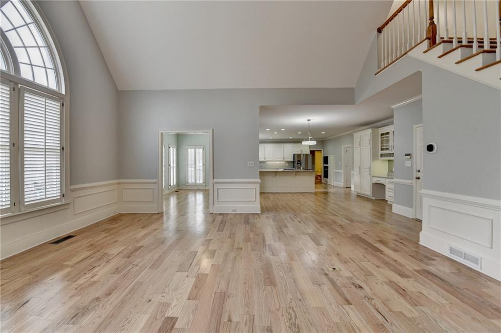 340 Kincardine Way