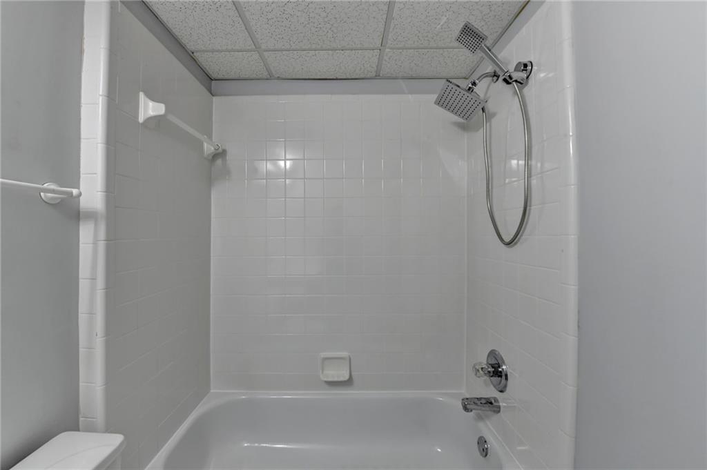 340 Kincardine Way