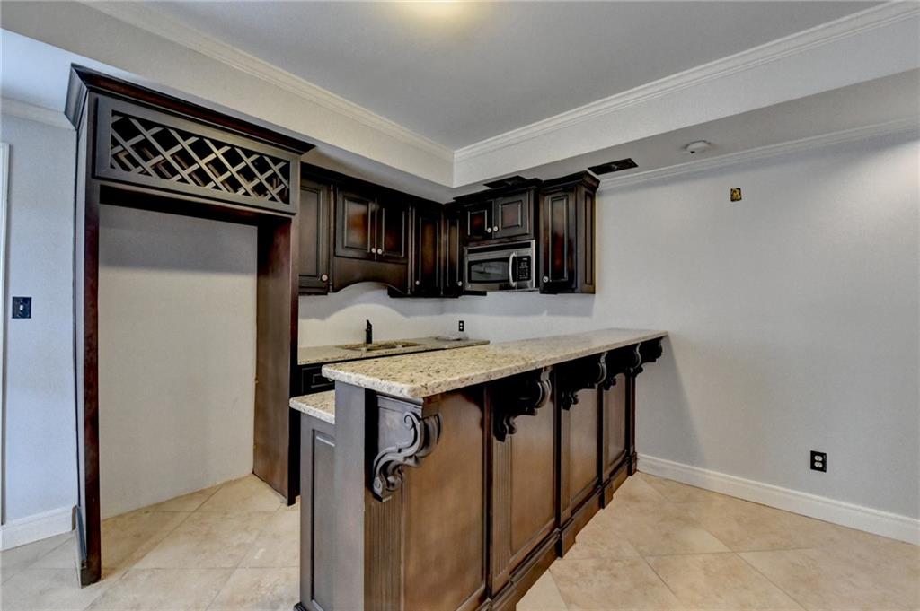 340 Kincardine Way