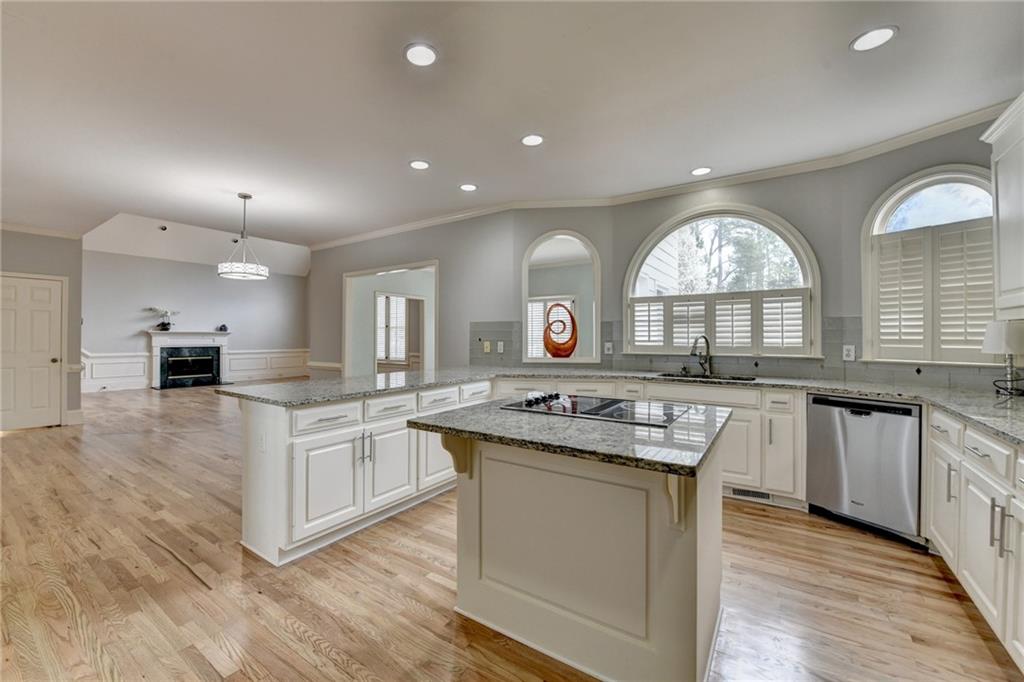 340 Kincardine Way