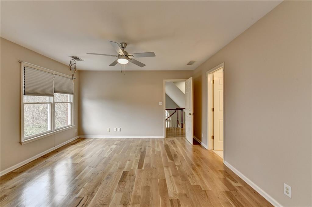340 Kincardine Way
