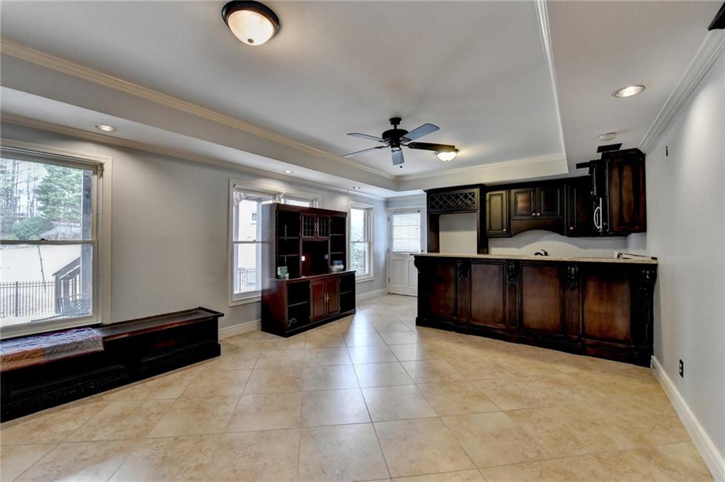 340 Kincardine Way