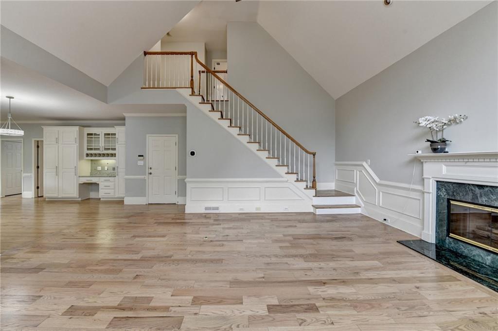340 Kincardine Way