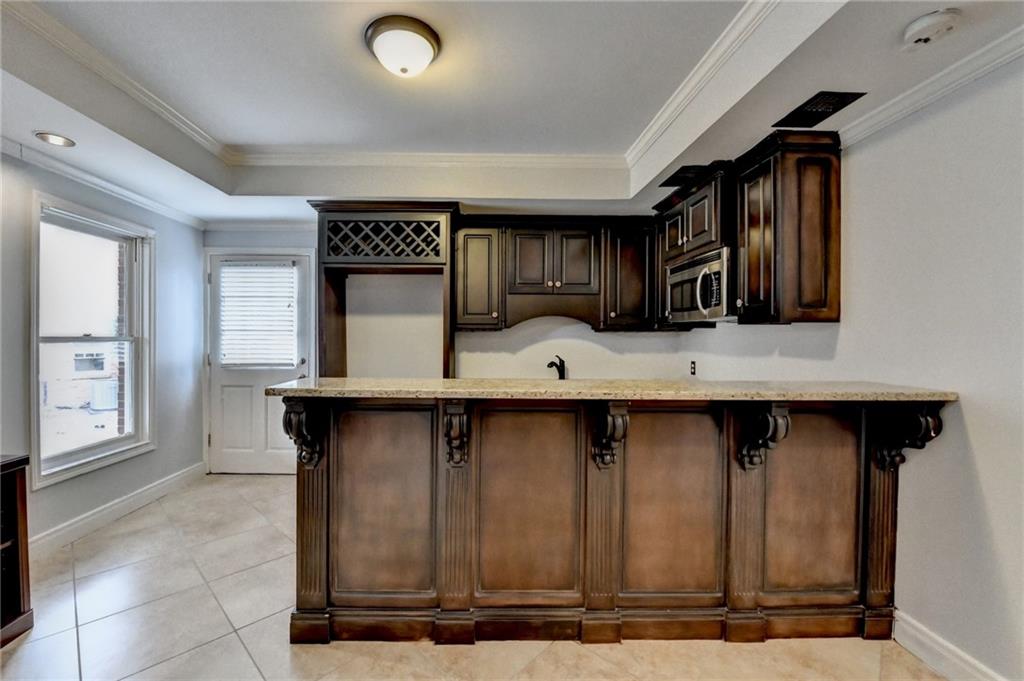 340 Kincardine Way