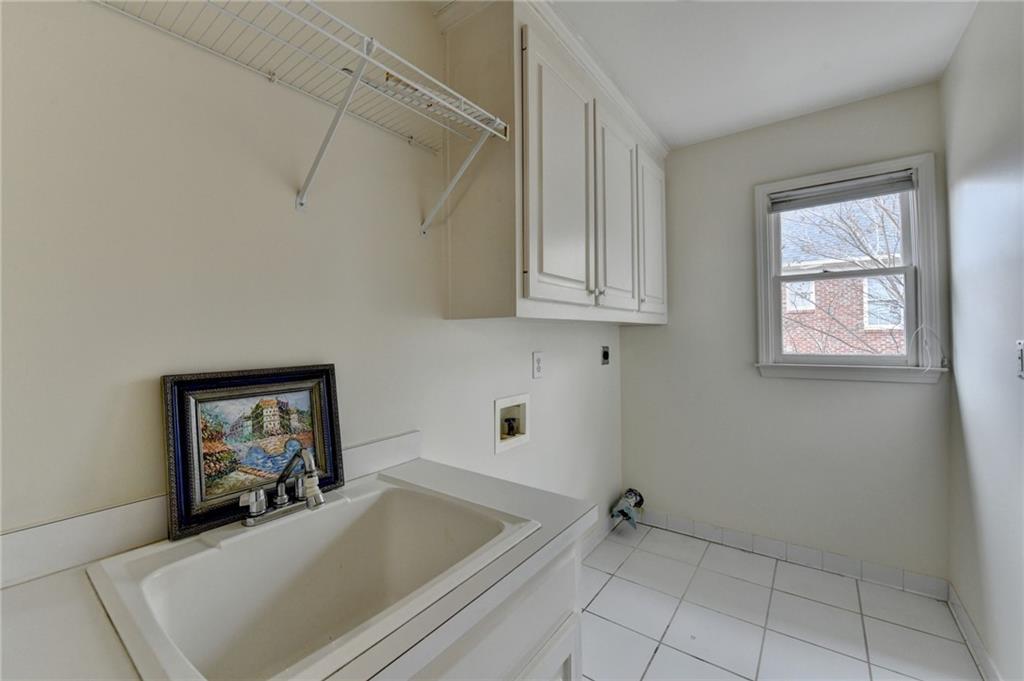 340 Kincardine Way