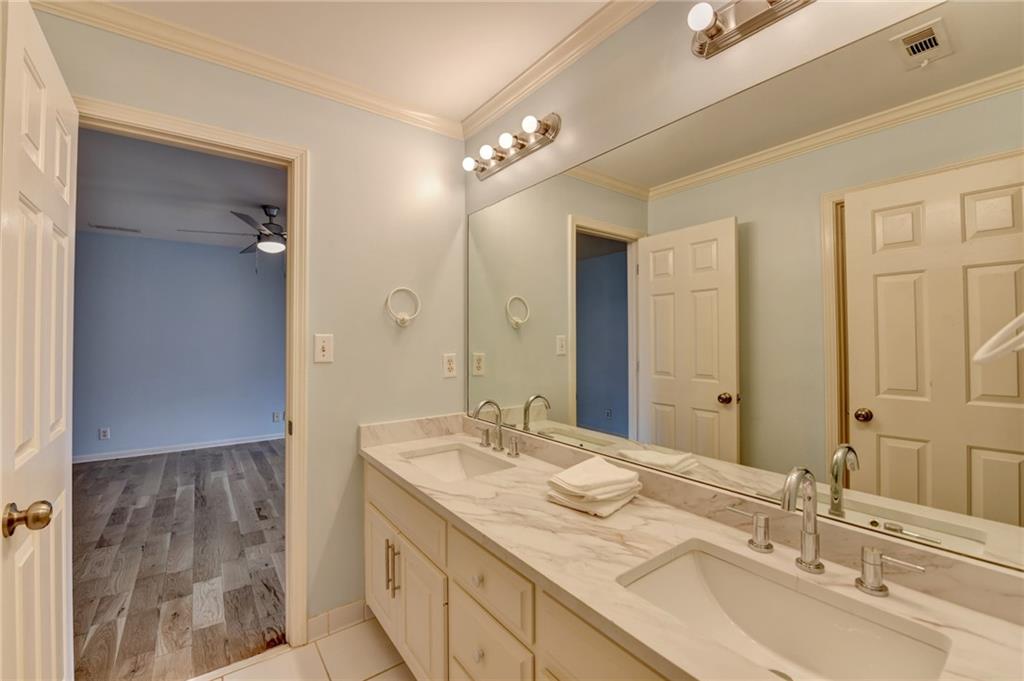 340 Kincardine Way