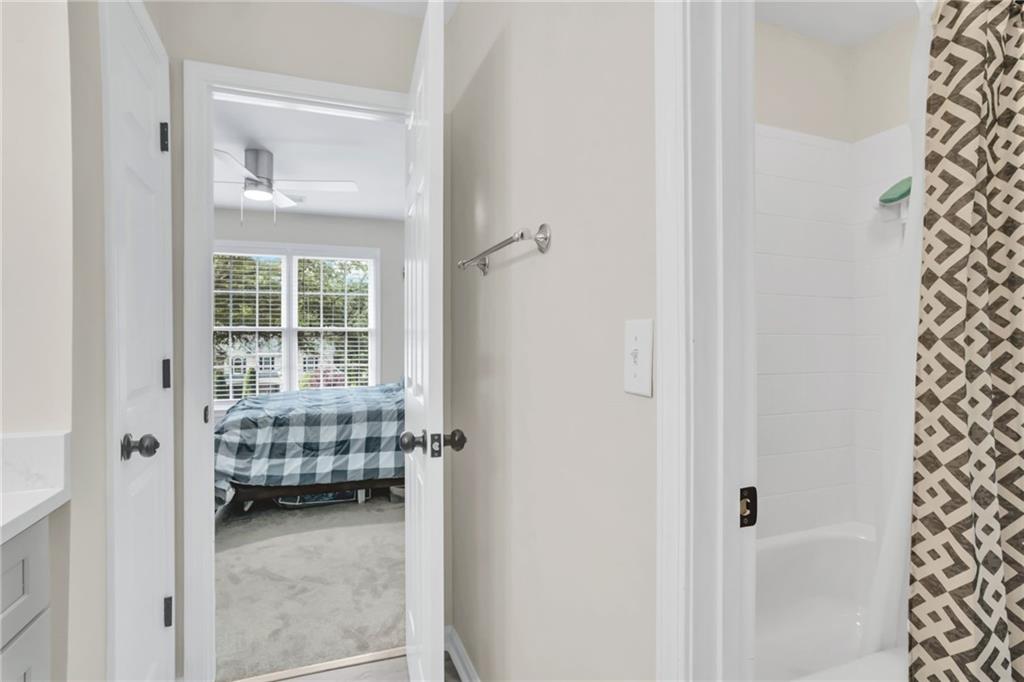 870 River Cliff Court