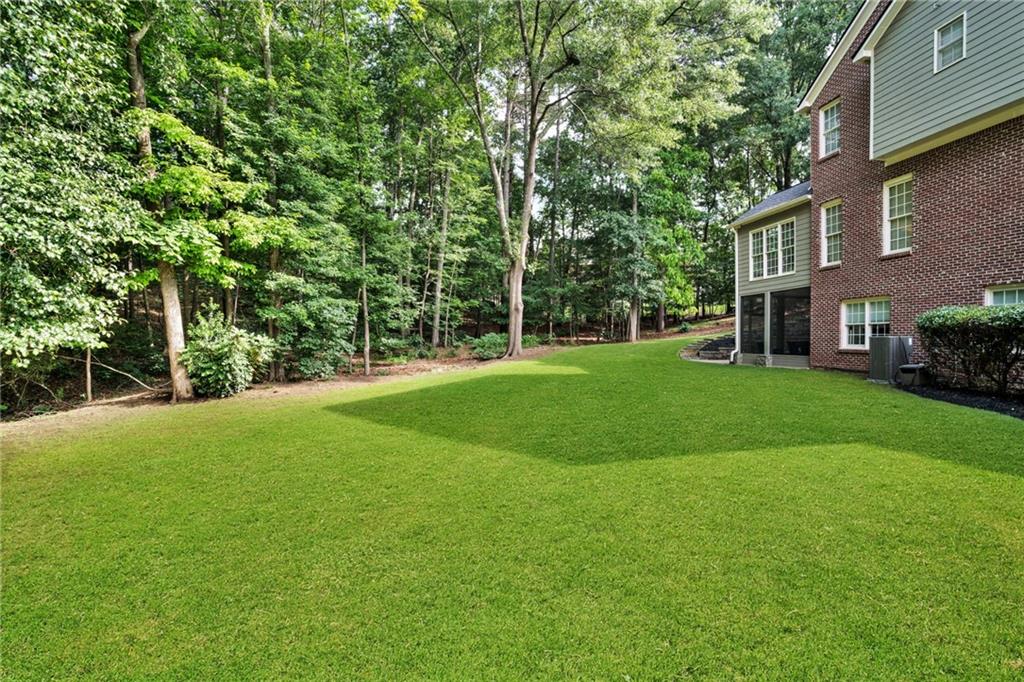 870 River Cliff Court