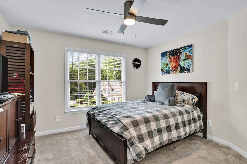 870 River Cliff Court