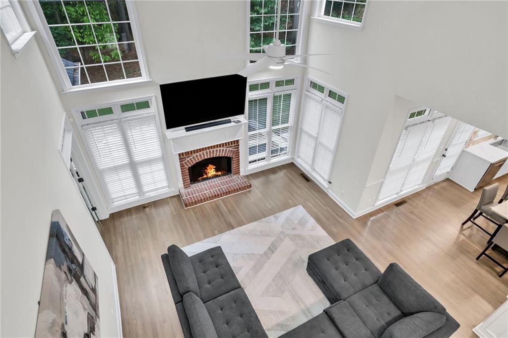 870 River Cliff Court