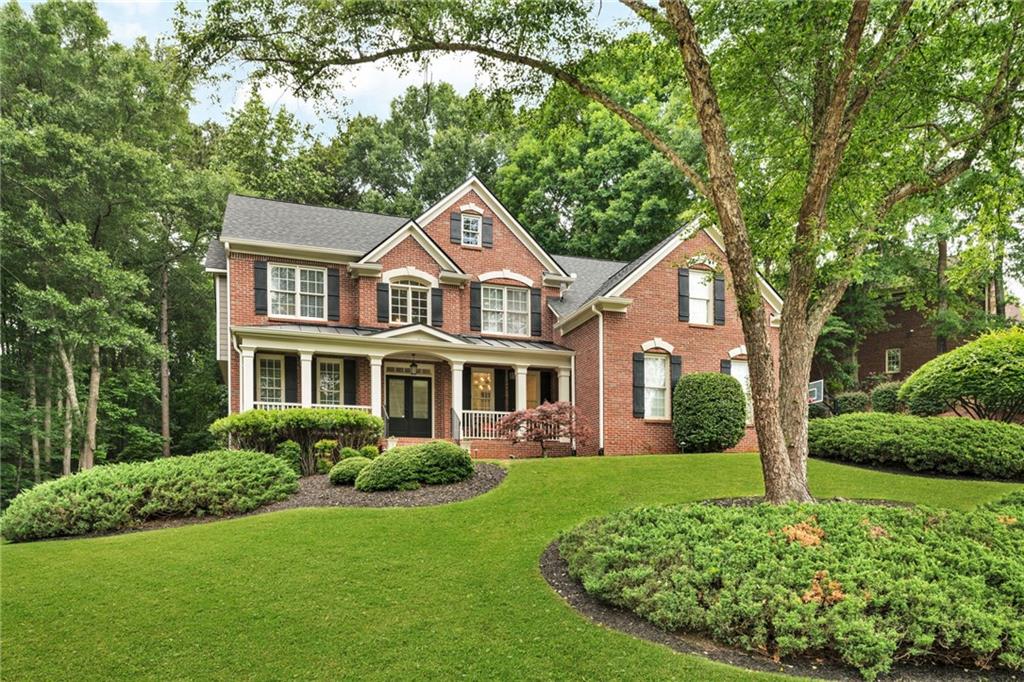 870 River Cliff Court