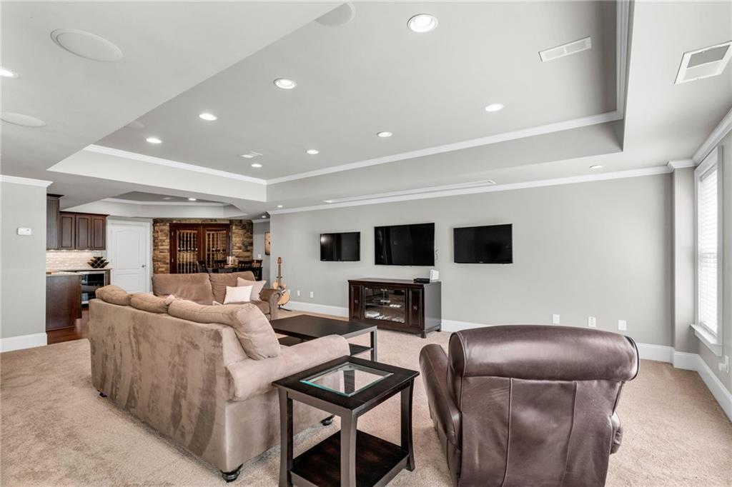 2845 Aquitania Lane