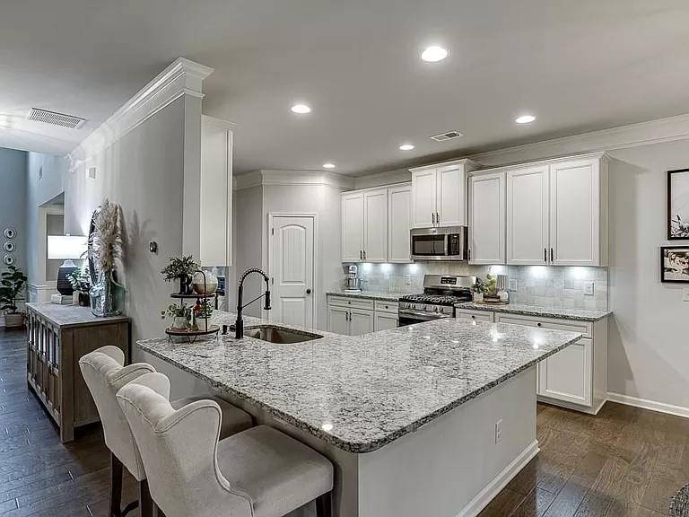 7860 Gracen Drive