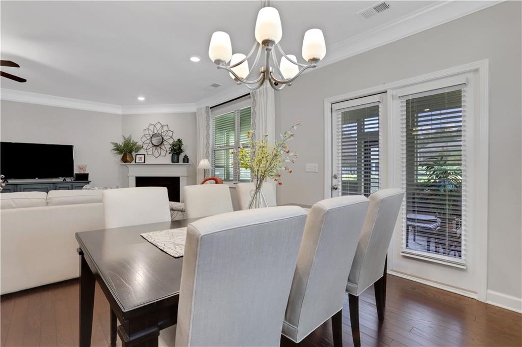 2760 Westlington Circle