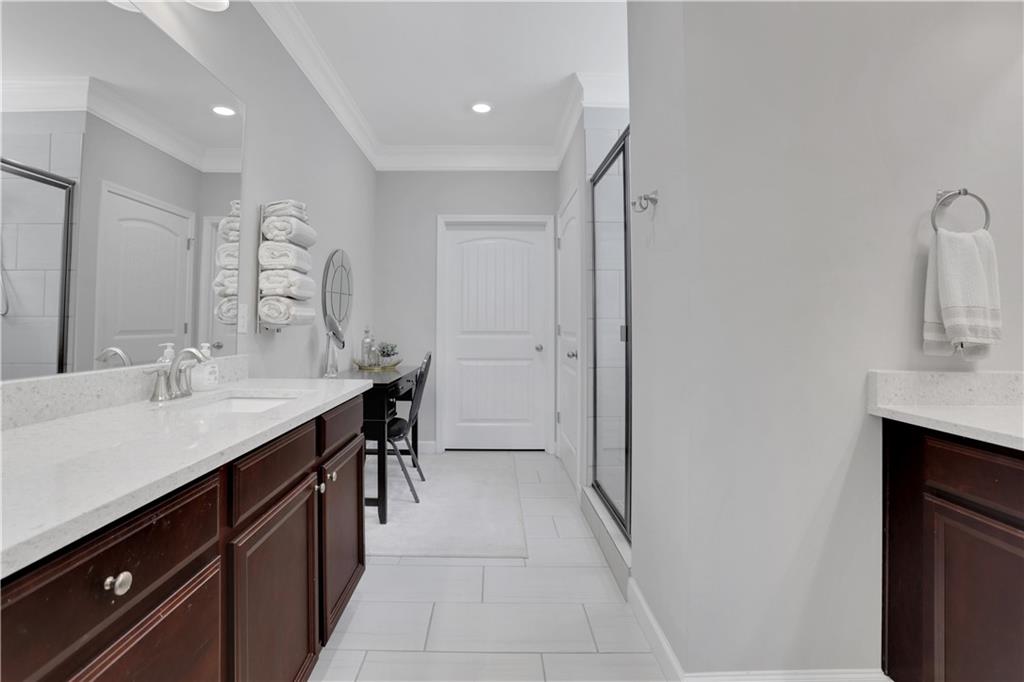 2760 Westlington Circle