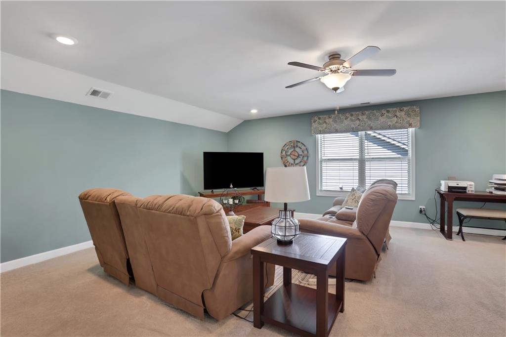 2760 Westlington Circle