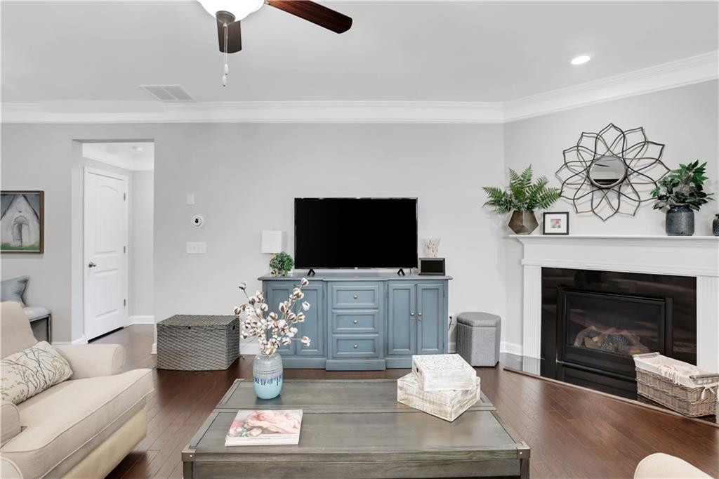 2760 Westlington Circle