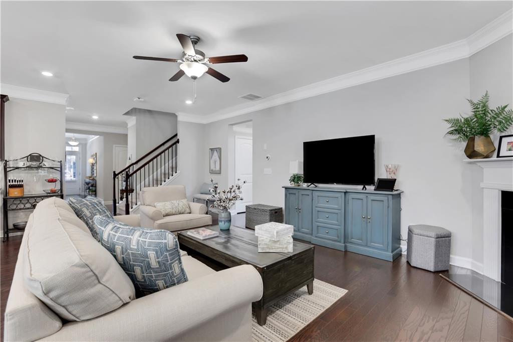 2760 Westlington Circle