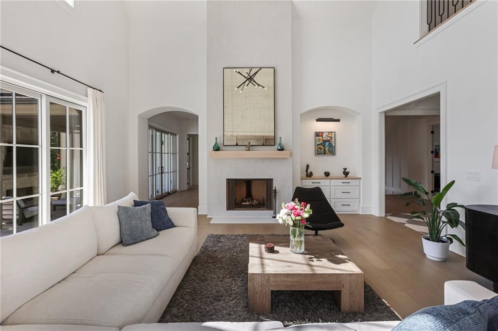 1050 Little River Lane