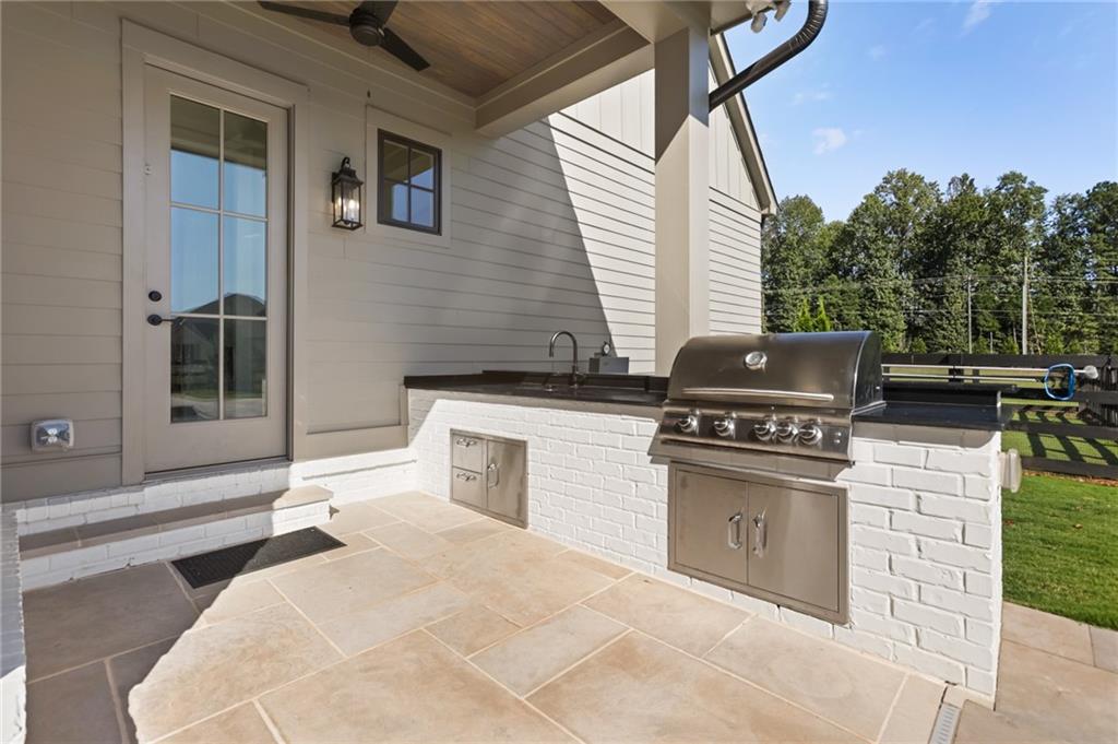 1050 Little River Lane