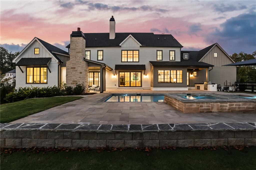 1050 Little River Lane