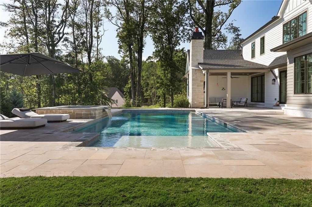 1050 Little River Lane