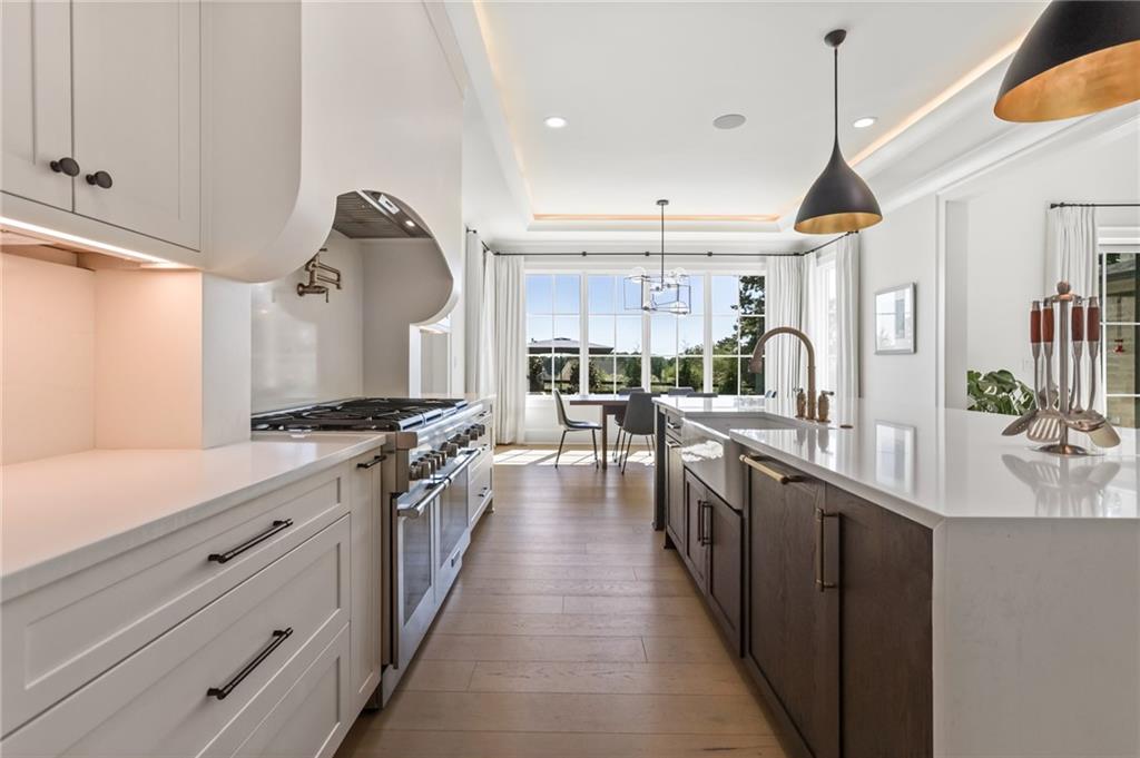 1050 Little River Lane