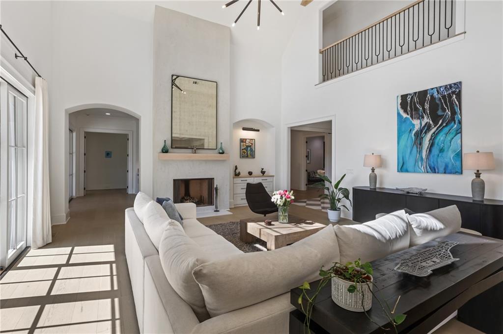 1050 Little River Lane