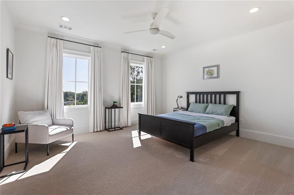 1050 Little River Lane