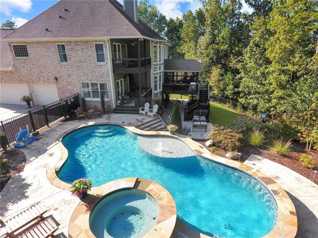 5130 Laurel Park Lane