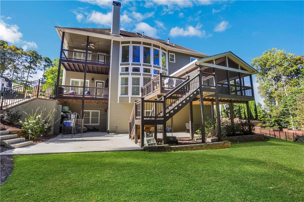5130 Laurel Park Lane