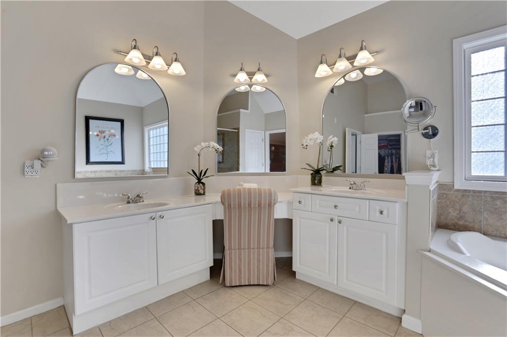 5130 Laurel Park Lane