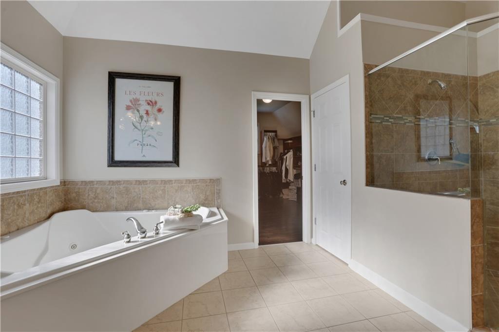 5130 Laurel Park Lane