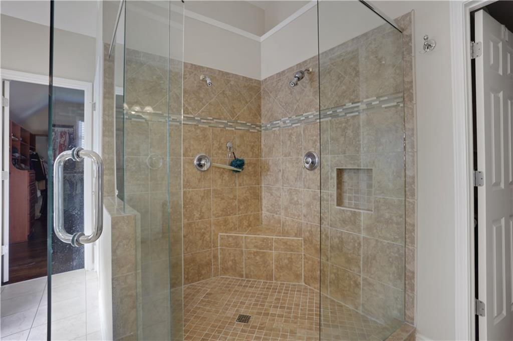 5130 Laurel Park Lane