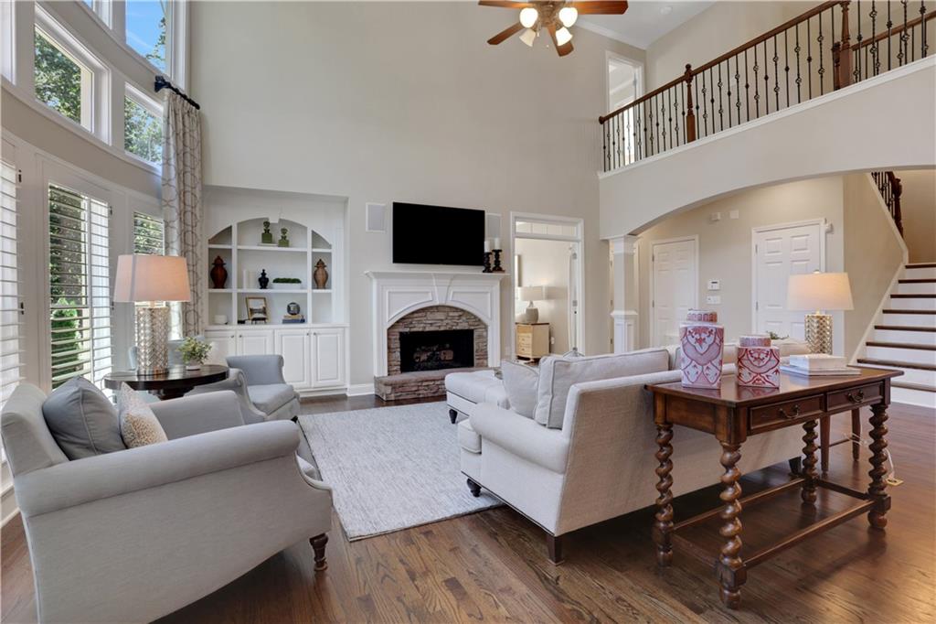 5130 Laurel Park Lane